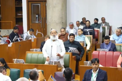 शीतकालीन सत्र में अनिल विज ने रखा पक्ष, आजादी की लड़ाई जनता ने लड़ी