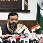 2002 में नियुक्त कॉन्ट्रैक्ट ड्राइवरों को क्वालीफाइंग सर्विस का लाभ