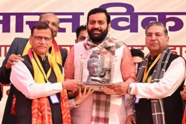 नागरिकों के लिए निजी और सरकारी स्वास्थ्य सेवाएं दोनों जरूरी मुख्यमंत्री