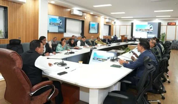 मुख्य सचिव की अगुवाई में योजनाओं की समीक्षा, बजटीय प्रस्ताव स्वीकृत