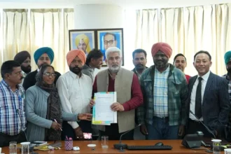 वन कर्मचारियों के मुद्दों पर यूनियनों से मंत्री की बैठक