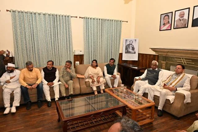 कुंभ 2027 को दिव्य-भव्य बनाने के निर्देश, सीएम धामी की अधिकारियों को सख्त हिदायत