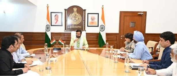 बाहर की दवा लिखने पर बताना होगा कारण - CM