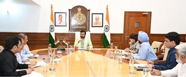 बाहर की दवा लिखने पर बताना होगा कारण - CM