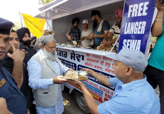 कैपिटल चौक से पंजोखरा साहिब तक श्रद्धालुओं के लिए मुफ्त वैन सेवा शुरू