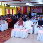 बड़ी संख्या में स्थानीय लोगों संग सीएम धामी ने ‘मन की बात’ सुनी