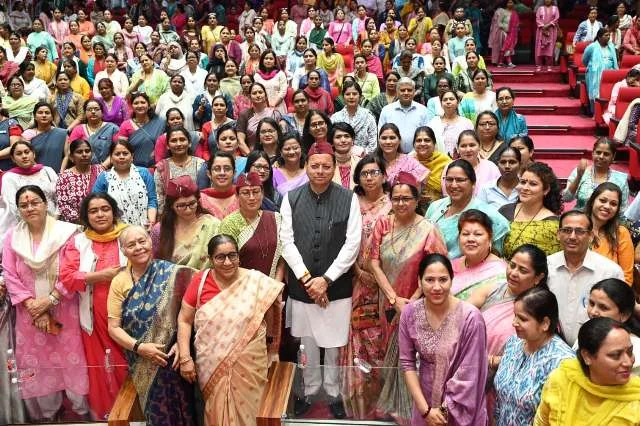लोकसभा और विधानसभाओं में महिलाओं को 33% आरक्षण, सीएम धामी ने बताया बड़ा बदलाव