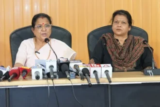 सचिवालय में कुसुम कंडवाल ने नारी शक्ति वंदन अधिनियम पर विस्तार से जानकारी दी