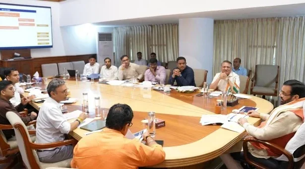 क्रिड और सेवा विभाग की बैठक में पीपीपी संबंधी समस्याओं की समीक्षा