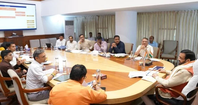 क्रिड और सेवा विभाग की बैठक में पीपीपी संबंधी समस्याओं की समीक्षा