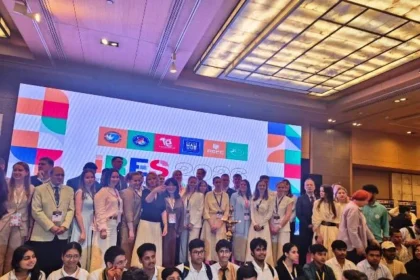 छात्रों, शिक्षकों और अकादमिक काउंसलर्स ने समिट में दिखाई सक्रिय रुचि