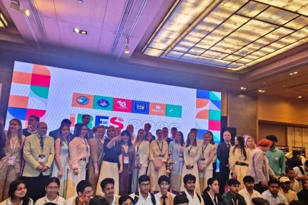 छात्रों, शिक्षकों और अकादमिक काउंसलर्स ने समिट में दिखाई सक्रिय रुचि
