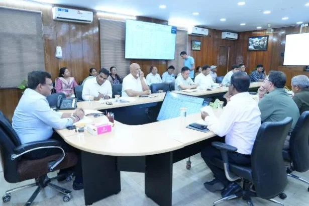 महिला एवं बाल विकास योजनाओं पर राज्य स्तरीय समिति की बैठक संपन्न