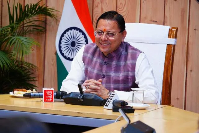 मुख्यमंत्री आवास में 134वें संस्करण का सामूहिक श्रवण, बालिकाओं ने भी लिया हिस्सा