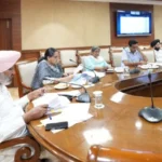 विकास कार्यों की दैनिक निगरानी पर जोर, देरी बर्दाश्त नहीं चीमा