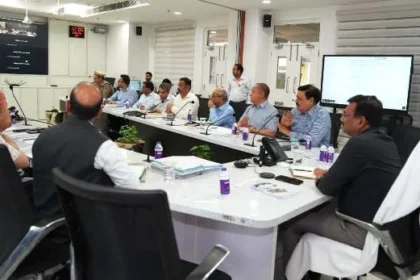 श्रद्धालुओं की सुविधा और सुगम दर्शन व्यवस्था पर प्रशासन को सख्त निर्देश