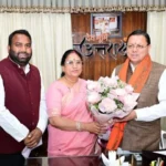 समसामयिक विषयों और विकास कार्यों को लेकर नेताओं संग मुख्यमंत्री की बैठक