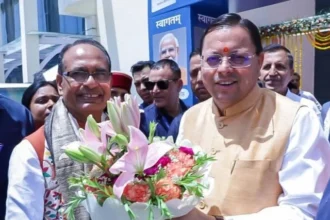 ‘अपनापन–नरेंद्र मोदी संग मेरे अनुभव’ पुस्तक का हुआ विमोचन