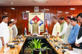 उत्तराखंड के गौरवशाली व्यक्तित्वों के निधन पर मंत्रिमंडल ने व्यक्त किया गहरा शोक