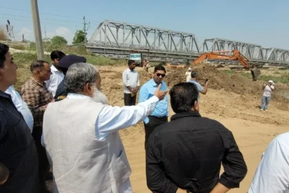 ऊर्जा मंत्री ने चार घंटे तक नदी, नालों और ड्रेनों का किया जमीनी निरीक्षण