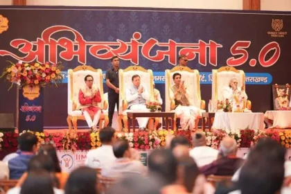कालाढुंगी में ललित फाउंडेशन के पंचम अधिवेशन का दीप प्रज्वलित कर हुआ शुभारंभ