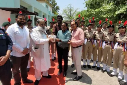 पेड़-पौधे धरती का श्रृंगार हैं, इन्हें बचाना और बढ़ाना हमारी जिम्मेदारी विज
