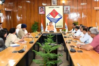 यात्रा व्यवस्थाओं को बेहतर बनाने के लिए मुख्यमंत्री ने अधिकारियों को दिए आवश्यक निर्देश