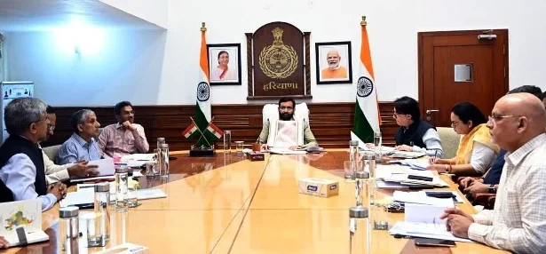 हरियाणा विजन-2047 के तहत आवास योजनाओं के रोडमैप की हुई समीक्षा