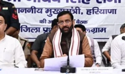 जिला लोक संपर्क एवं कष्ट निवारण समिति की बैठक में CM ने स्वच्छता पर दिया विशेष जोर