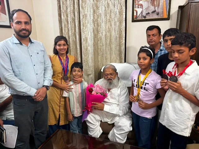 भूमि धोखाधड़ी की शिकायतों पर तत्काल केस दर्ज कर कार्रवाई करें - विज