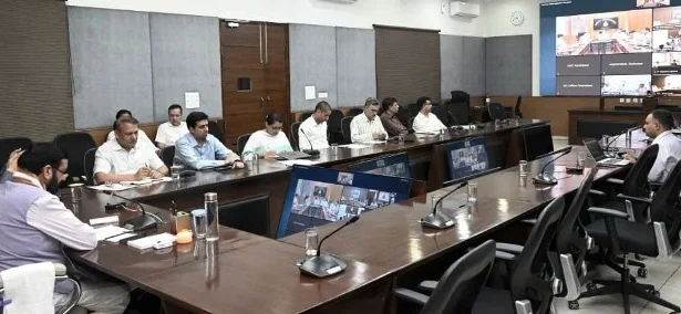 मानसून CM ने सभी जिलों को समय रहते तैयारियां पूरी करने के निर्देश दिए