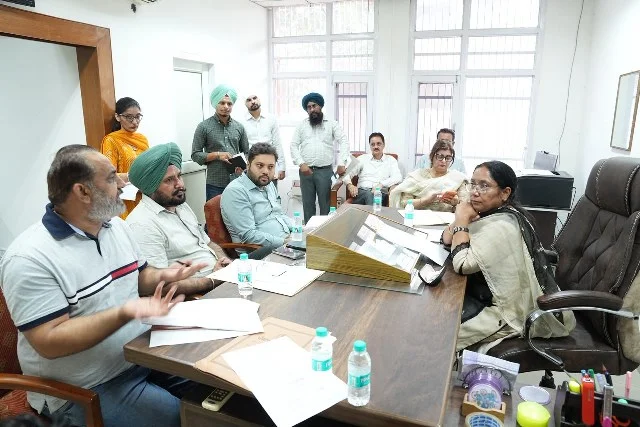 विद्यार्थियों से संवाद, सामाजिक न्याय मंत्री ने उज्ज्वल भविष्य के लिए दिया मार्गदर्शन