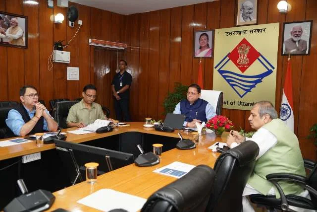 उत्तराखंड में हर ग्रामीण परिवार तक स्वच्छ नल जल पहुंचाने की कवायद तेज - CM