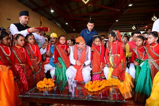 रक्षाबंधन पर देवीधुरा में बग्वाल मेले का दिखा भव्य और पारंपरिक रंग