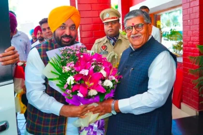 हवारा की पैरोल को लेकर राज्यपाल से मिले भगवंत मान