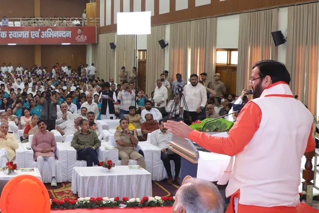 आधुनिकता और भारतीय संस्कारों का संगम देश की ताकत - मुख्यमंत्री
