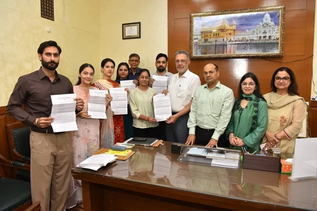 खाद्य सुरक्षा विभाग में छह एफएसओ नियुक्त, मंत्री डॉ. बलबीर सिंह ने दिए नियुक्ति पत्र