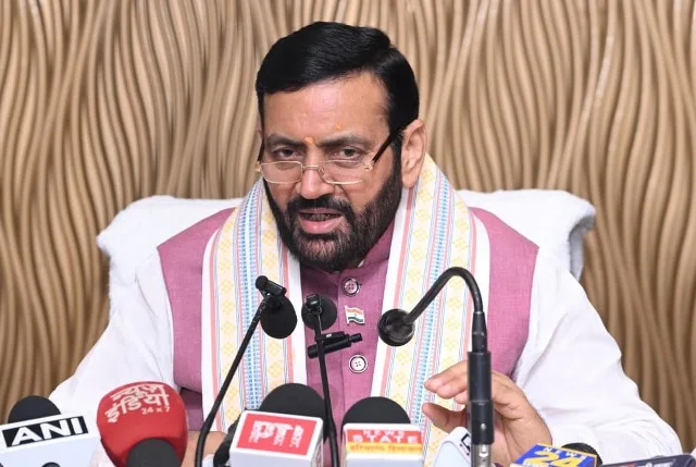 चुनाव आयोग, सुप्रीम कोर्ट और सीएजी किसी दल या सरकार की संस्थाएं नहीं - सैनी