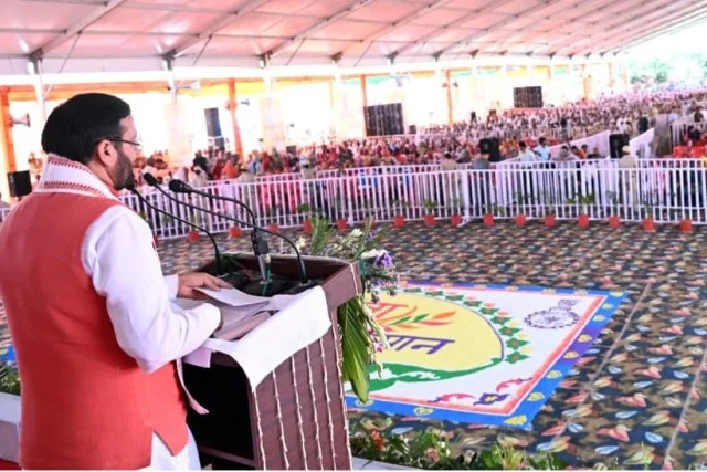 महेंद्रगढ़ में विश्वकर्मा जयंती कार्यक्रम में पहुंचे सीएम नायब सिंह सैनी