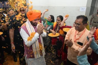 श्री राम कथा समापन समारोह में शामिल हुए मुख्यमंत्री नायब सिंह सैनी