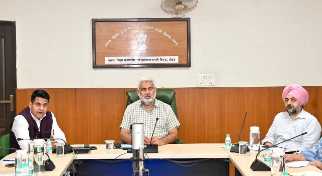 मंत्री कटारूचक ने 10 जिलों की मंडियों में खरीद प्रबंधों का लिया जायजा