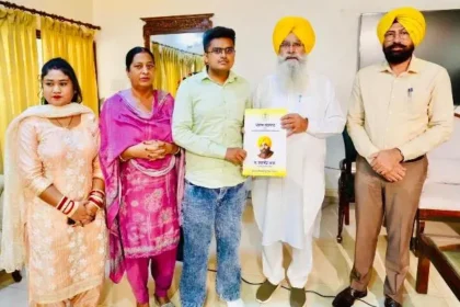 मंत्री गुरमीत सिंह खुड्डियां ने 23 नवनियुक्त कर्मचारियों को सौंपे पत्र