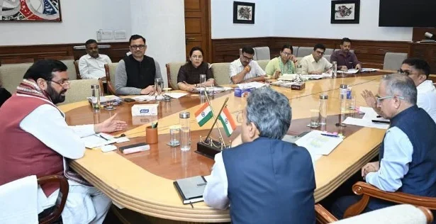 सीएम सैनी ने मंडियों में धान-बाजरे की खरीद प्रक्रिया की समीक्षा की