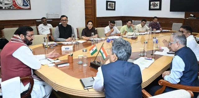 सीएम सैनी ने मंडियों में धान-बाजरे की खरीद प्रक्रिया की समीक्षा की