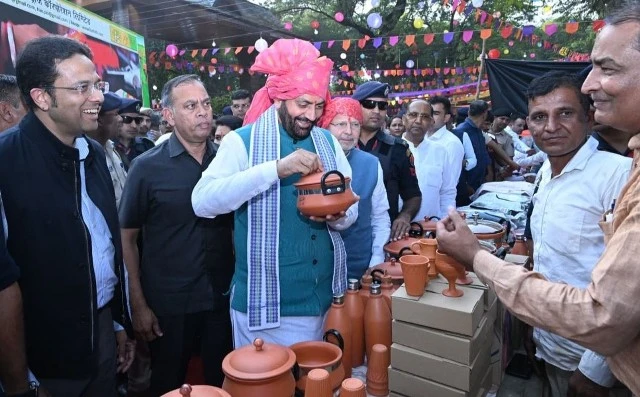 स्वदेशी उत्पादों को बढ़ावा देगा दिवाली मेला - मुख्यमंत्री