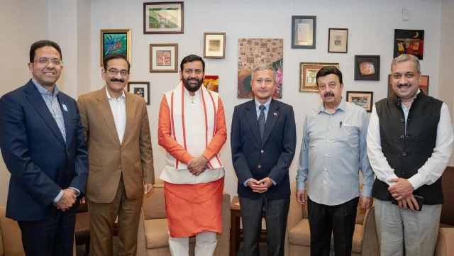 हरियाणा-सिंगापुर सहयोग बढ़ाने पर सीएम सैनी और विवियन बालाकृष्णन की चर्चा